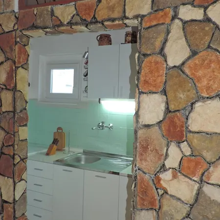 Apartment By The Sea Seget Vranjica, - 975 Trogir
